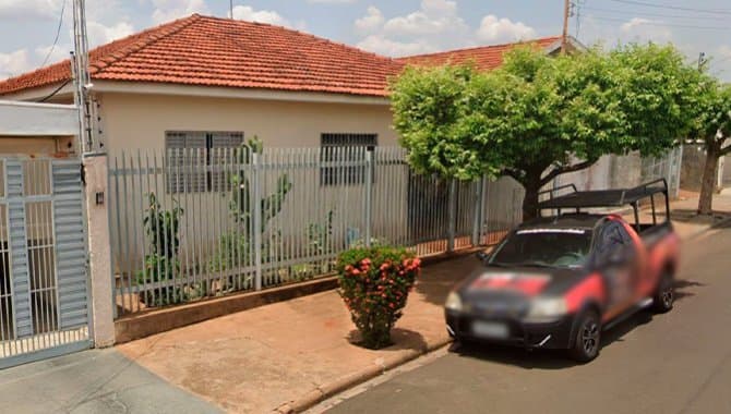 Foto 1 de 5: Casa em leilão em Catanduva - SP — Casa 99 m² - Vila Celso Mauad - Catanduva - SP