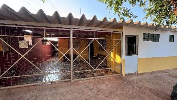 Foto 1 de 7: Casa em leilão em Tarumã - SP — Casa 121 m² - Cangaiba - Tarumã - SP