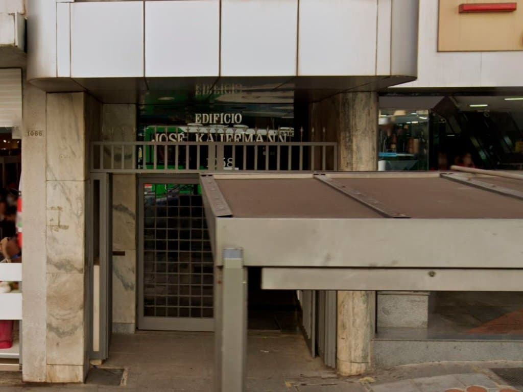 Foto 4 de 9: Comercial em leilão em Campinas - SP — Conjunto Comercial 76 m² (Unid. 708 do Edifício José Kauffman) - Centro - Campinas - SP