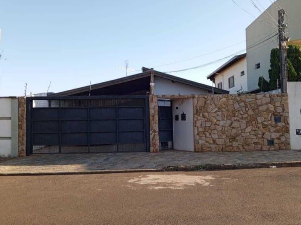 Foto 2 de 2: Casa em leilão em Bauru - SP — Casa 203 m² - Bauru-SP - Rua Aviador Ribeiro de Barros, 5-40 - Parque Jardim Europa