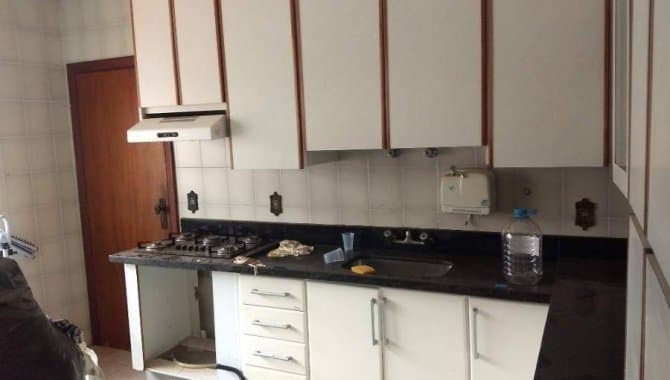 Foto 11 de 14: Casa em leilão em Londrina - PR — Casa 271 m² - Jardim Champagnat - Londrina - PR