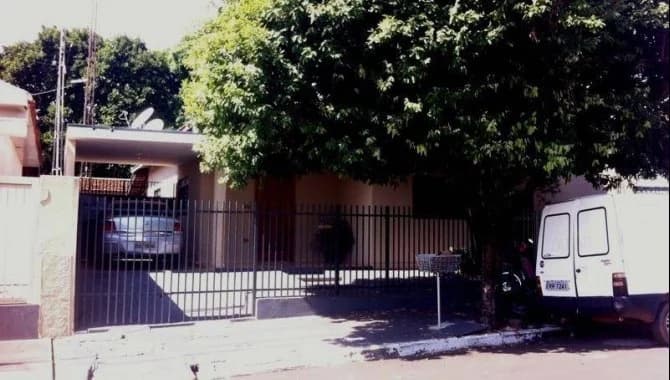 Foto 3 de 11: Casa em leilão em Tanabi - SP — Casa, Padrão, 1 Vaga(S) de Garagem