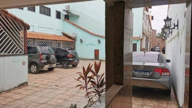 Foto 5 de 19: Casa em leilão em Nilópolis - RJ — Casa, em Condomínio, 0 Vaga(S) de Garagem