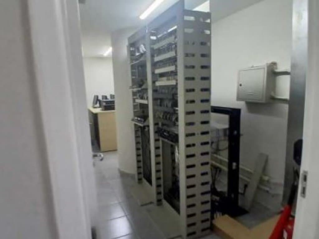 Foto 12 de 19: Comercial em leilão em São Paulo - SP — Imóvel Comercial 329 m² (Lojas 01 e 02 do Edifício Nova Brasília) - Centro - São Paulo - SP