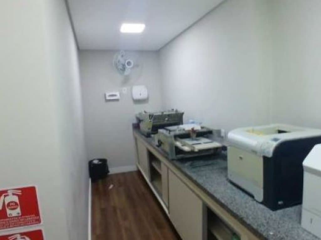 Foto 5 de 19: Comercial em leilão em São Paulo - SP — Imóvel Comercial 329 m² (Lojas 01 e 02 do Edifício Nova Brasília) - Centro - São Paulo - SP