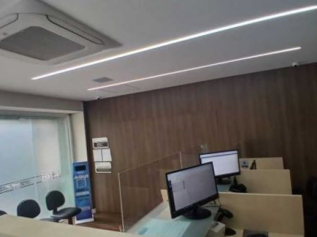 Foto 9 de 19: Comercial em leilão em São Paulo - SP — Imóvel Comercial 329 m² (Lojas 01 e 02 do Edifício Nova Brasília) - Centro - São Paulo - SP