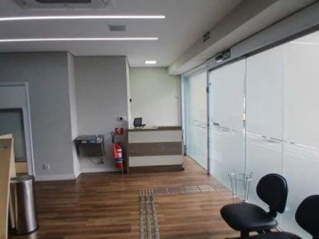 Foto 6 de 19: Comercial em leilão em São Paulo - SP — Imóvel Comercial 329 m² (Lojas 01 e 02 do Edifício Nova Brasília) - Centro - São Paulo - SP