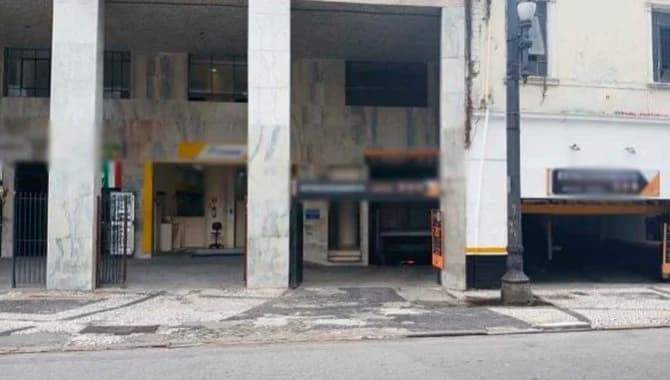 Foto 1 de 8: Terreno em leilão em São Paulo - SP — Vaga de Garagem 15 m² (subsolo do Edifício Nova Brasília) - Centro - São Paulo - SP - Lote 05