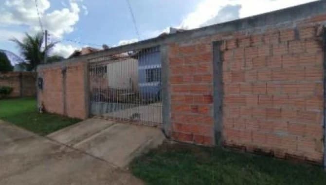 Casa em leilão em Lucas Do Rio Verde - MT — Casa 58 m² - Parque das Américas - Lucas do Rio Verde - MT