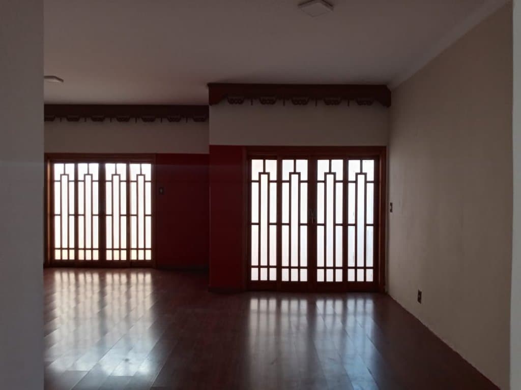Foto 8 de 18: Casa em leilão em Araraquara - SP — Casa 316 m² (área construída) e 620 m² (terreno) - Centro - Araraquara - SP