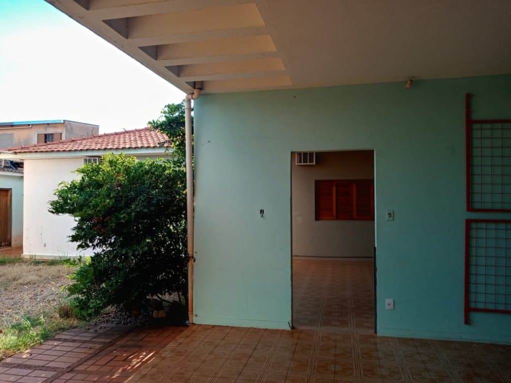 Foto 7 de 18: Casa em leilão em Araraquara - SP — Casa 316 m² (área construída) e 620 m² (terreno) - Centro - Araraquara - SP