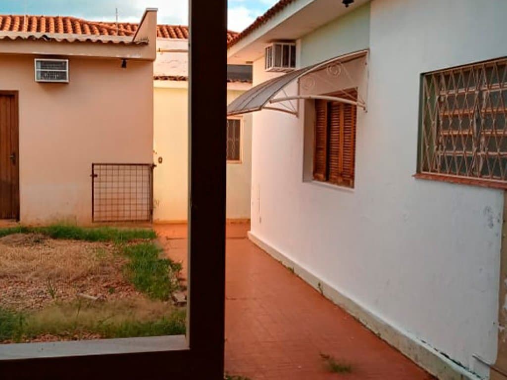 Foto 15 de 18: Casa em leilão em Araraquara - SP — Casa 316 m² (área construída) e 620 m² (terreno) - Centro - Araraquara - SP