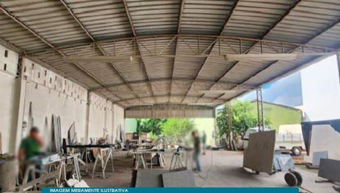 Foto 1 de 5: Comercial em leilão em Marília - SP — Galpão 300 m² - Jardim Morumbi - Marília - SP
