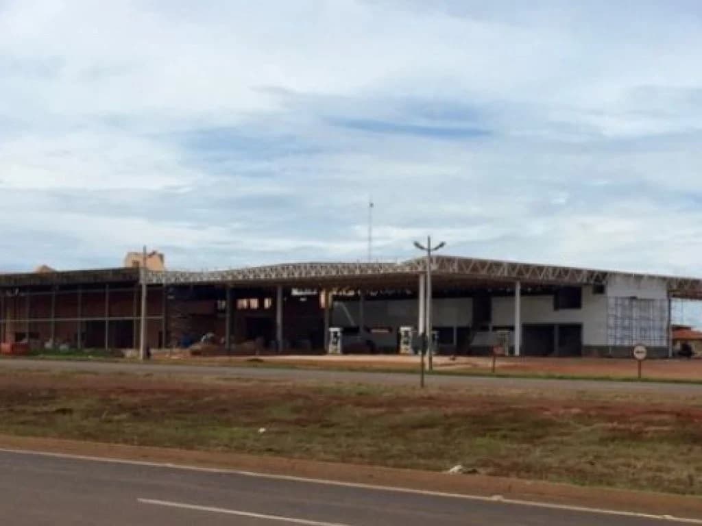Foto 9 de 35: Comercial em leilão em Rondonópolis - MT — Área com 80.000 m² (Terminal ferroviário de Rondonópolis) - Parque Industrial de Rondonópolis - Rondonópolis - MT