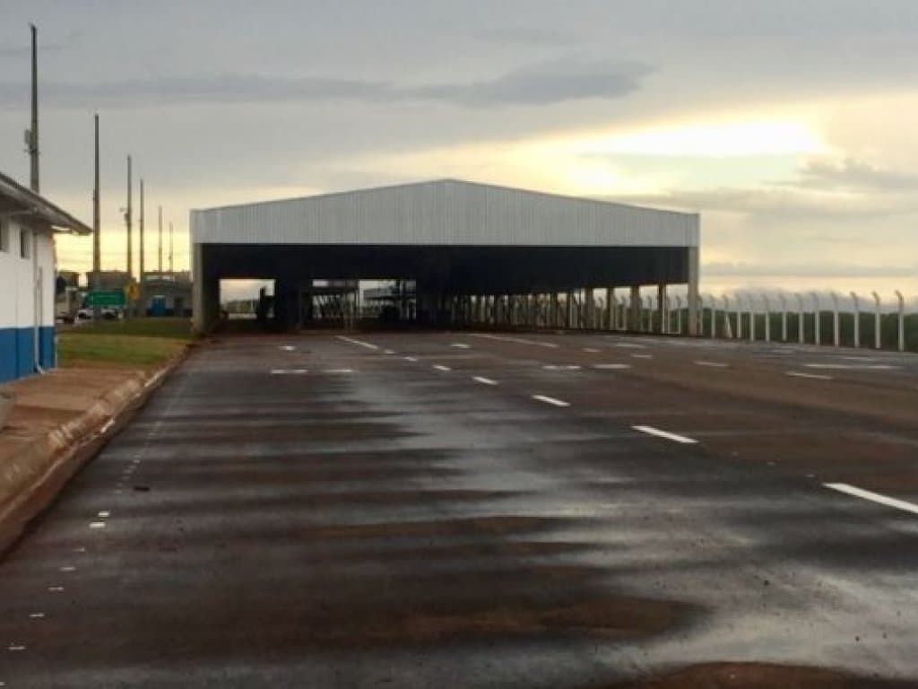 Foto 14 de 35: Comercial em leilão em Rondonópolis - MT — Área com 80.000 m² (Terminal ferroviário de Rondonópolis) - Parque Industrial de Rondonópolis - Rondonópolis - MT
