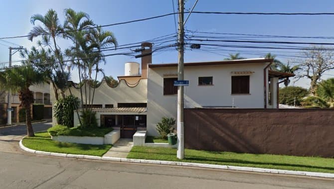 Foto 1 de 6: Casa em leilão em São Paulo - SP — Casa 353 m² - Interlagos - São Paulo - SP
