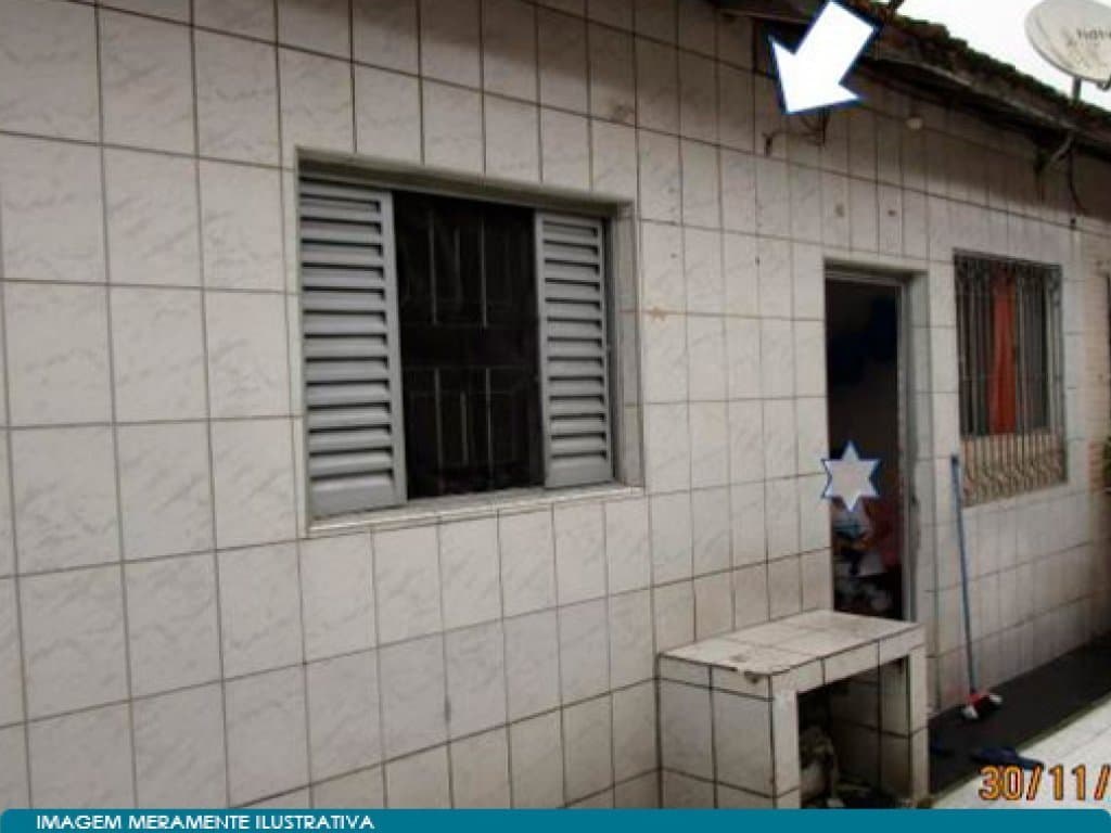 Foto 5 de 6: Casa em leilão em São Vicente - SP — Casa no Litoral com 36 m² (Conj. Residencial Monumento) - Vila Jockei Clube - São Vicente - SP