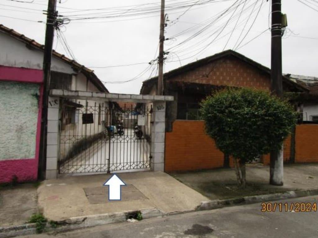 Foto 2 de 6: Casa em leilão em São Vicente - SP — Casa no Litoral com 36 m² (Conj. Residencial Monumento) - Vila Jockei Clube - São Vicente - SP