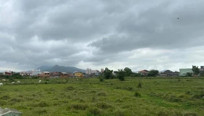 Foto 11 de 13: Terreno em leilão em Biguaçu - SC — Área 21.293 m² - Fundos - Biguaçu - SC
