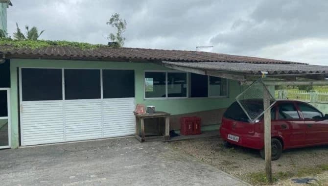 Foto 10 de 13: Terreno em leilão em Biguaçu - SC — Área 21.293 m² - Fundos - Biguaçu - SC