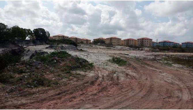 Foto 16 de 20: Terreno em leilão em Camaçari - BA — Área com 10.543 m² - Loteamento Parque Nascente do Capivara - Camaçari - BA