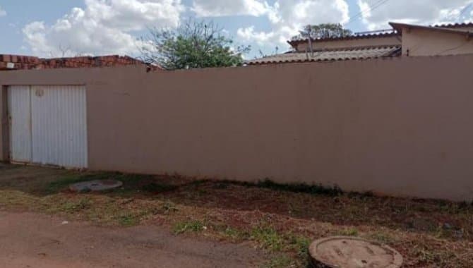 Foto 1 de 2: Casa em leilão em Planaltina - GO — Casa 69 m² - Planaltina-GO - Rua 50 - Lt. 16-A da Qd. 179 - Barrolândia
