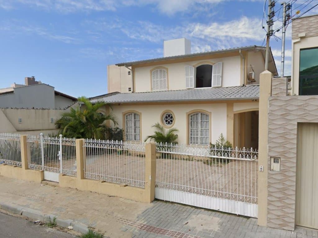 Foto 3 de 16: Casa em leilão em Laguna - SC — Casa 148 m² - Mar Grosso - Laguna - SC