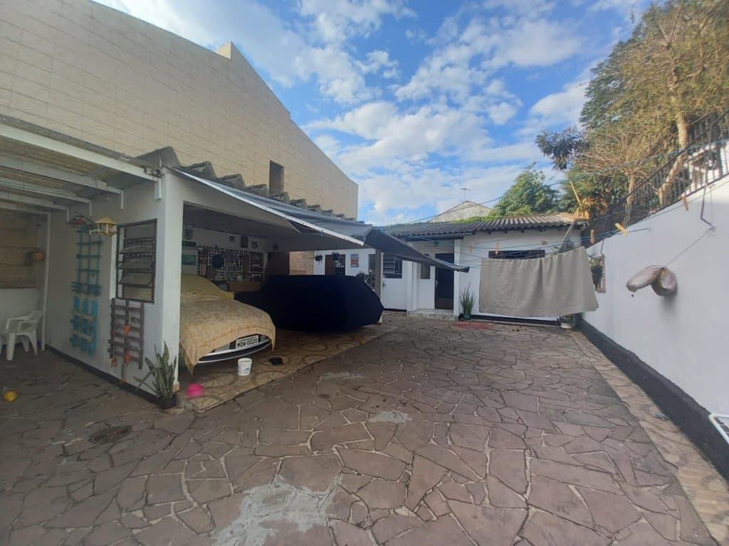 Foto 3 de 10: Casa em leilão em Porto Alegre - RS — Casa 207 m² - Camaquã - Porto Alegre - RS