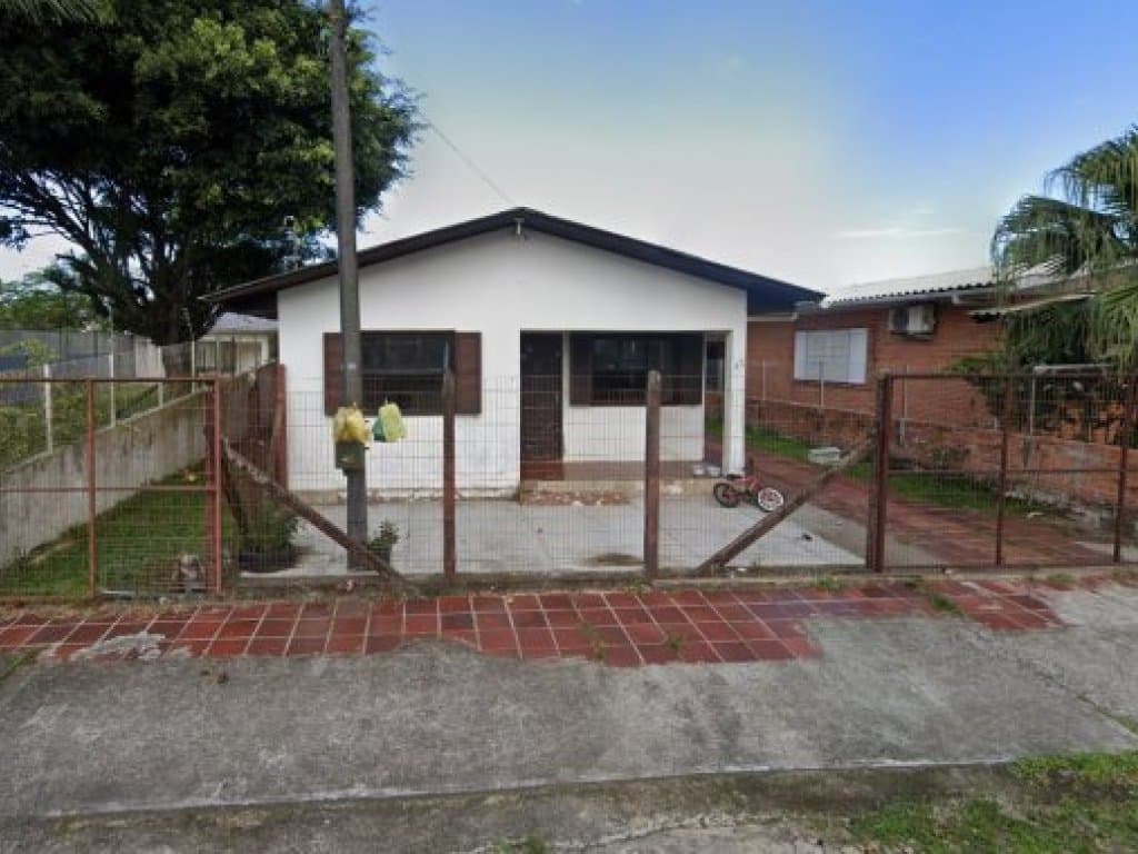 Foto 3 de 3: Casa em leilão em Torres - RS — Casa 153 m² - Torres - RS