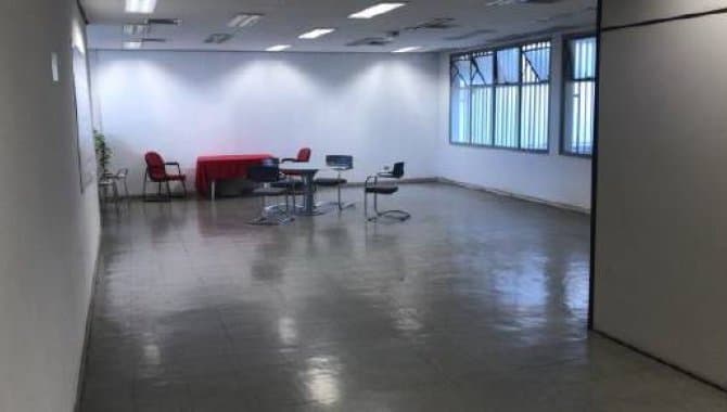 Foto 3 de 7: Terreno em leilão em Vitória - ES — Ex-Agência 1.026 m² - Centro - Vitória - ES