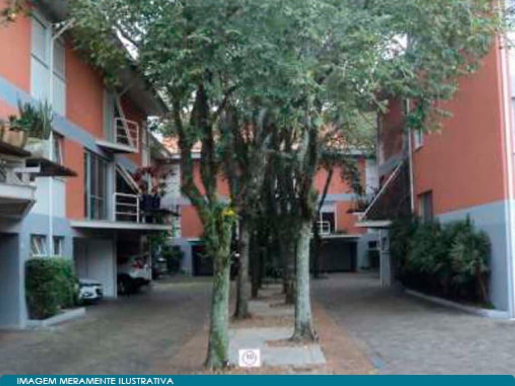 Foto 4 de 9: Casa em leilão em São Paulo - SP — Casa em Condomínio 308 m² (01 vaga) - Campo Belo - São Paulo - SP