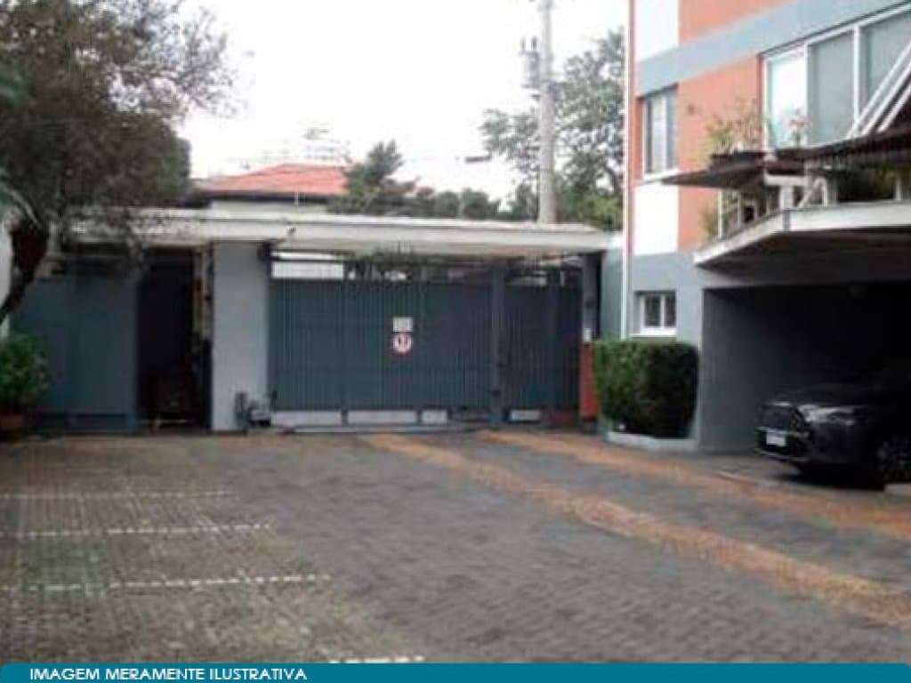 Foto 7 de 9: Casa em leilão em São Paulo - SP — Casa em Condomínio 308 m² (01 vaga) - Campo Belo - São Paulo - SP