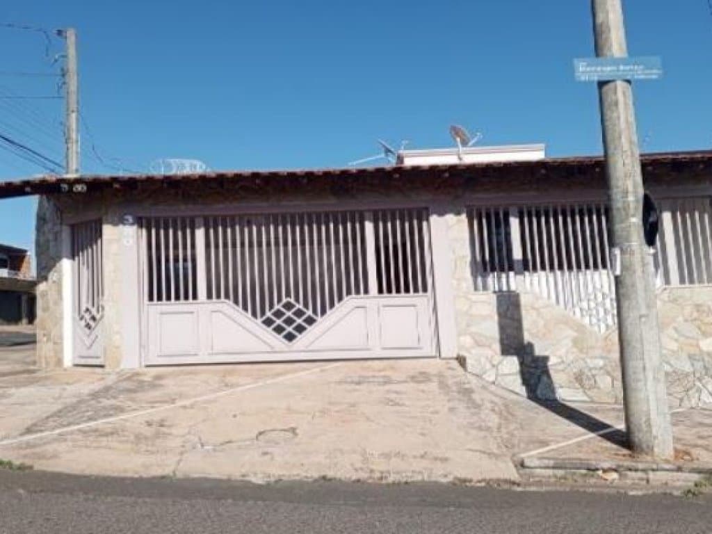 Foto 2 de 2: Casa em leilão em Bauru - SP — Casa 135 m² - Bauru-SP - Rua Domingos Bertoni, 3-80 - esquina com a Rua Romeu Crivelli - Quarteirão 3 - Vila Industrial