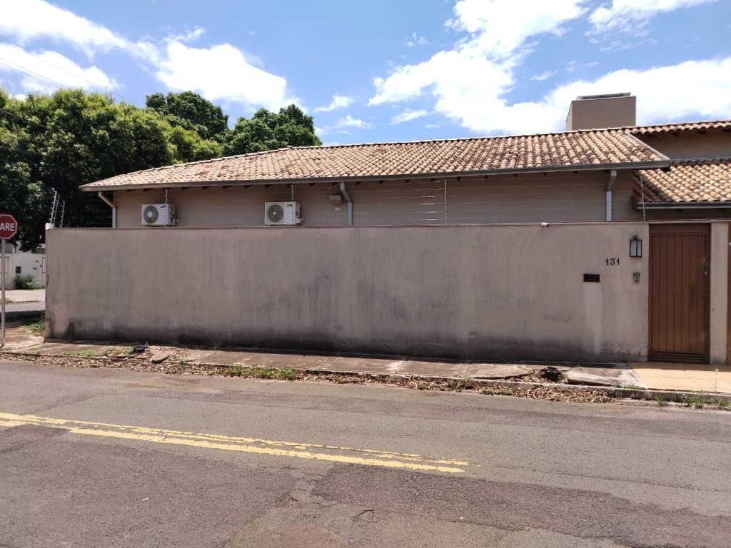 Foto 7 de 11: Casa em leilão em Campo Grande - MS — Casa 330 m² - Vila Carlota - Campo Grande - MS