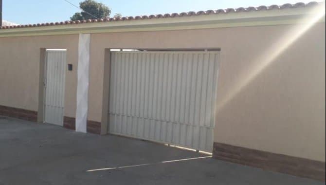 Foto 9 de 12: Casa em leilão em Santa Maria Da Vitória - BA — Casa 187 m² - Parque de Exposição - Santa Maria da Vitória - BA