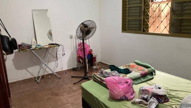 Foto 11 de 17: Casa em leilão em Jardinópolis - SP — Casa 85 m² - Centro - Jardinópolis - SP