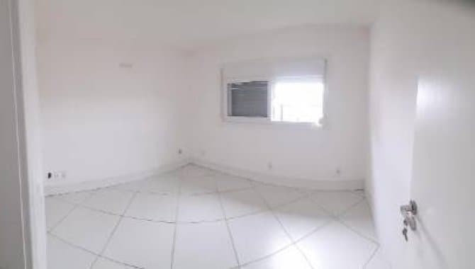 Foto 20 de 32: Casa em leilão em Viamão - RS — Casa em Condomínio 230 m² - Jardim Krahe - Viamão - RS