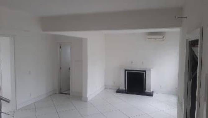 Foto 8 de 32: Casa em leilão em Viamão - RS — Casa em Condomínio 230 m² - Jardim Krahe - Viamão - RS