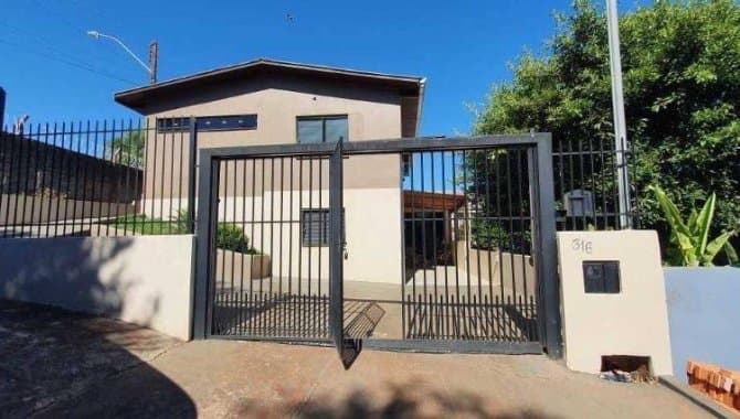 Foto 1 de 13: Casa em leilão em Ijuí - RS — Casa 172 m² - Centro - Ijuí - RS
