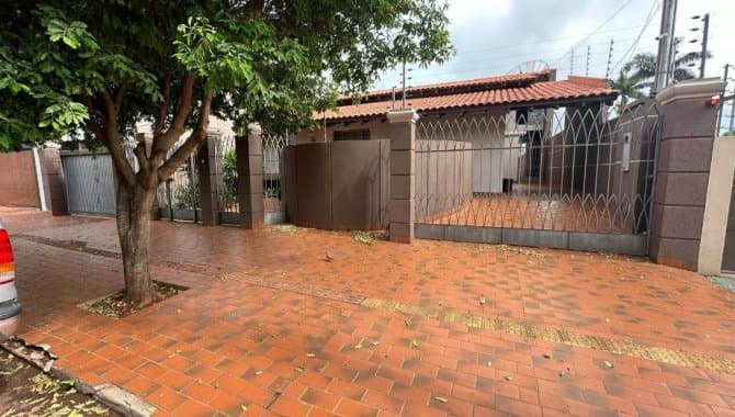 Foto 1 de 30: Casa em leilão em Dourados - MS — Casa 362 m² - Vila Planalto - Dourados - MS