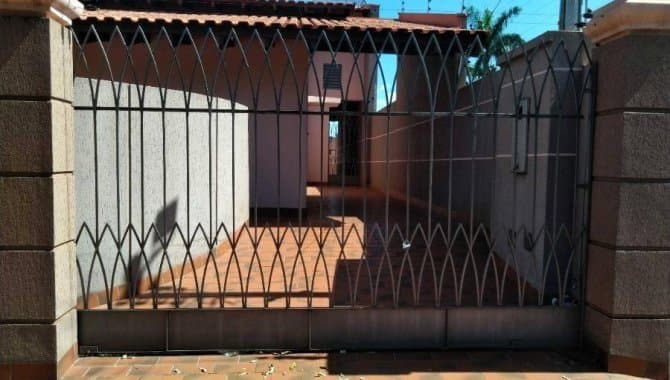 Foto 6 de 30: Casa em leilão em Dourados - MS — Casa 362 m² - Vila Planalto - Dourados - MS