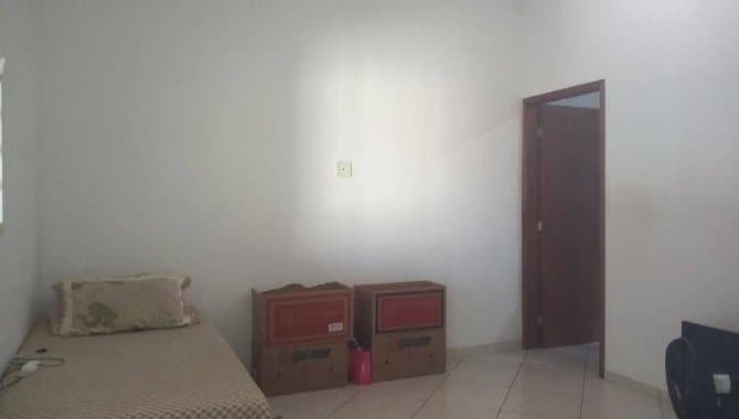 Foto 4 de 11: Casa em leilão em Lorena - SP — Casa, Padrão, 1 Vaga(S) de Garagem