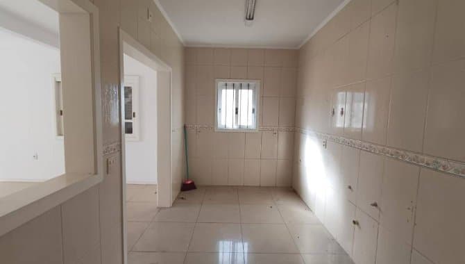 Foto 51 de 64: Casa em leilão em Canoas - RS — Casa, Padrão, 1 Vaga(S) de Garagem
