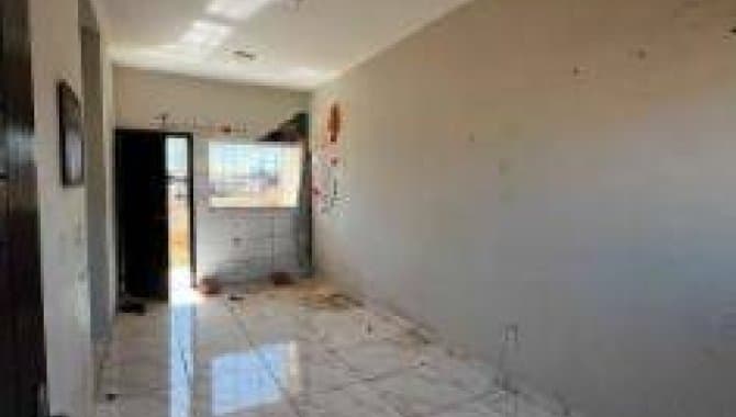 Foto 2 de 15: Casa em leilão em Sinop - MT — Casa 51 m² - Residencial Sabrina III - Sinop - MT