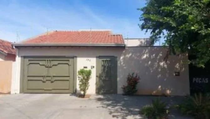 Foto 3 de 3: Casa em leilão em Três Lagoas - MS — Casa 166 m² - Interlagos - Três Lagoas - MS