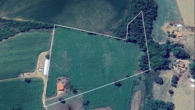 Foto 1 de 4: Area Rural em leilão em Ibiá - MG — Imóvel Rural 4,97 ha (Fazenda Cachoeira do Cervo) - Ibiá - MG