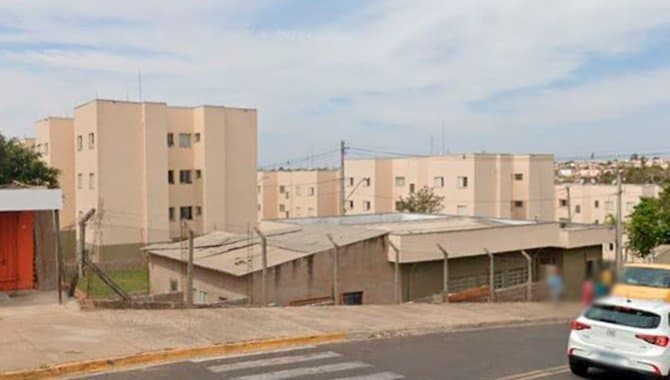 Foto 1 de 4: Apartamento em leilão em Bauru - SP — Direitos sobre Apartamento 42 m² - Núcleo Hab. Ver. Edson Francisco da Silva - Bauru - SP