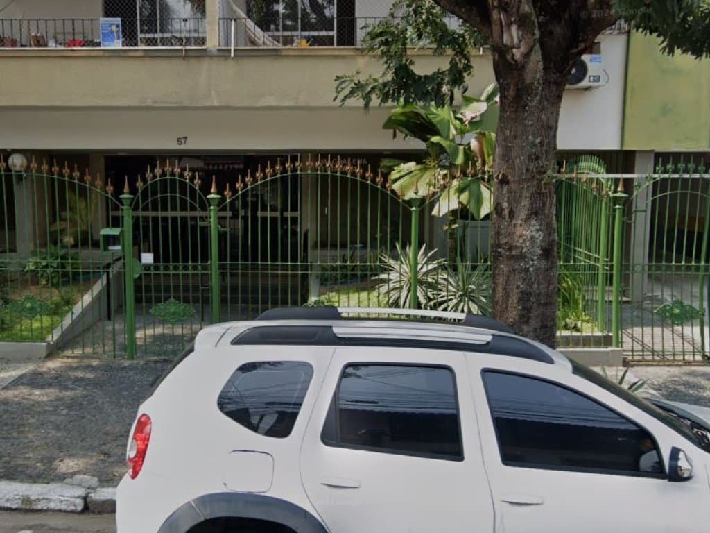 Foto 3 de 4: Apartamento em leilão em Niterói - RJ — Apartamento 154 m² (privativa + comum) com 01 vaga - Fonseca - Niterói - RJ