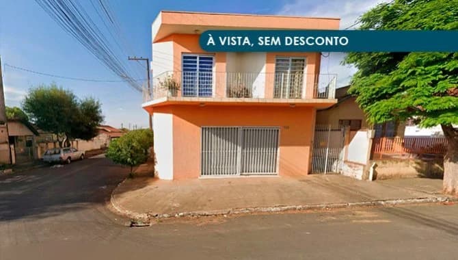 Foto 1 de 3: Casa em leilão em Carlópolis - PR — Casa 35 m² - Centro - Carlópolis - PR
