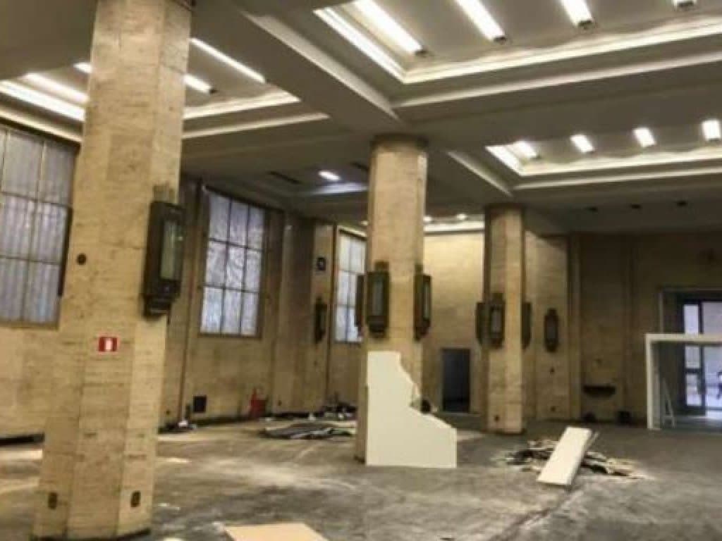 Foto 8 de 11: Comercial em leilão em Rio De Janeiro - RJ — Prédio Comercial 1.297 m² - Centro - Rio de Janeiro - RJ
